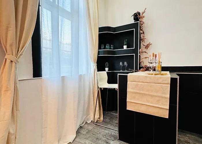 アパート Lovely 2br Next To Akh ウィーン