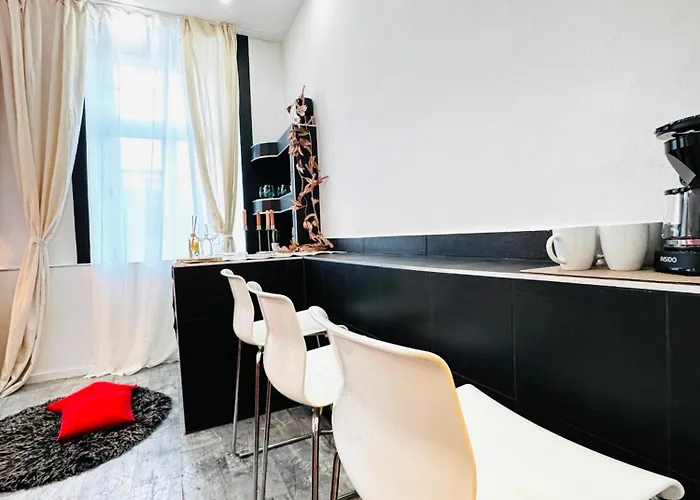 Lovely 2br Next To Akh * ウィーン
